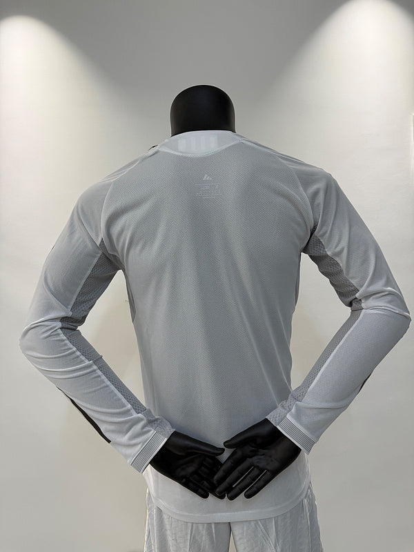 Real Madrid 25/26 Home Player Version Kit