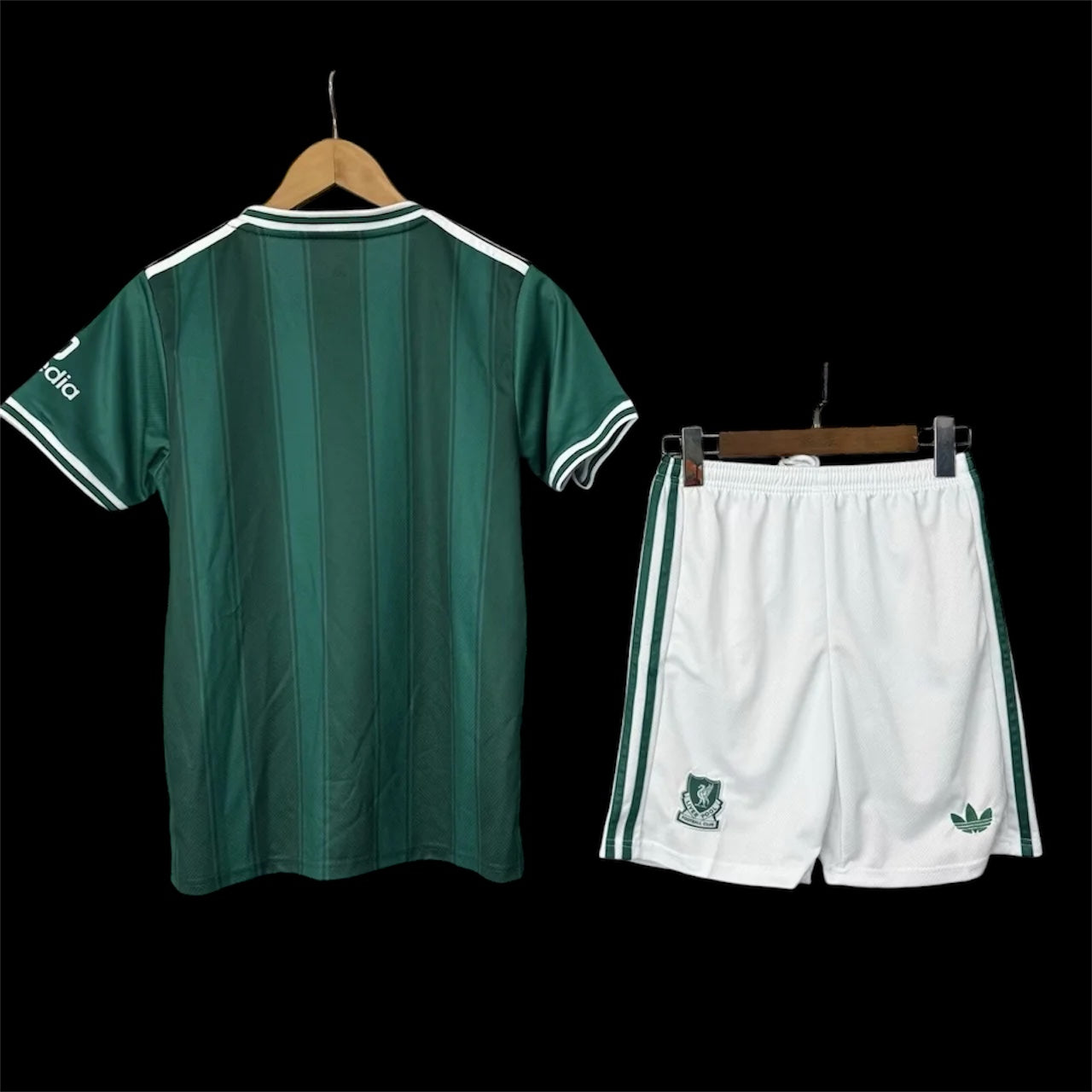 Liverpool 25/26 Adult Full Kit