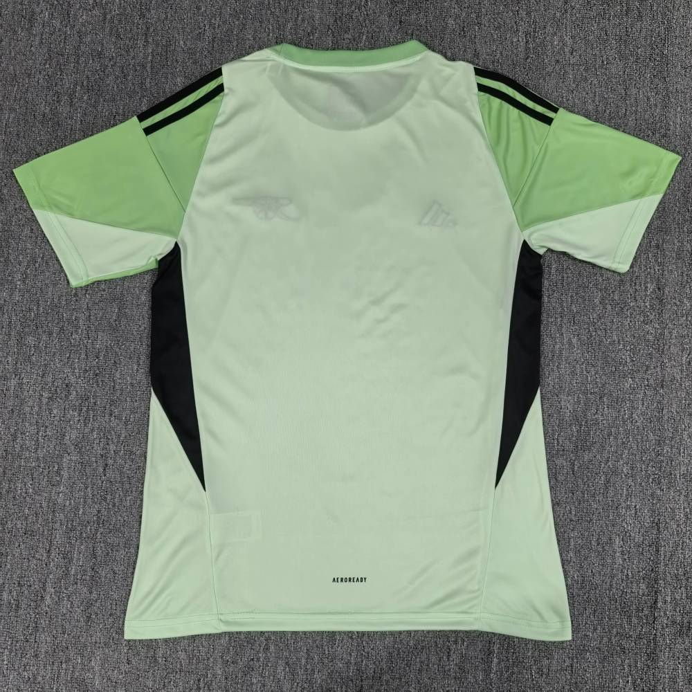 Arsenal 25/26 Goalkeeper Stadium Kit