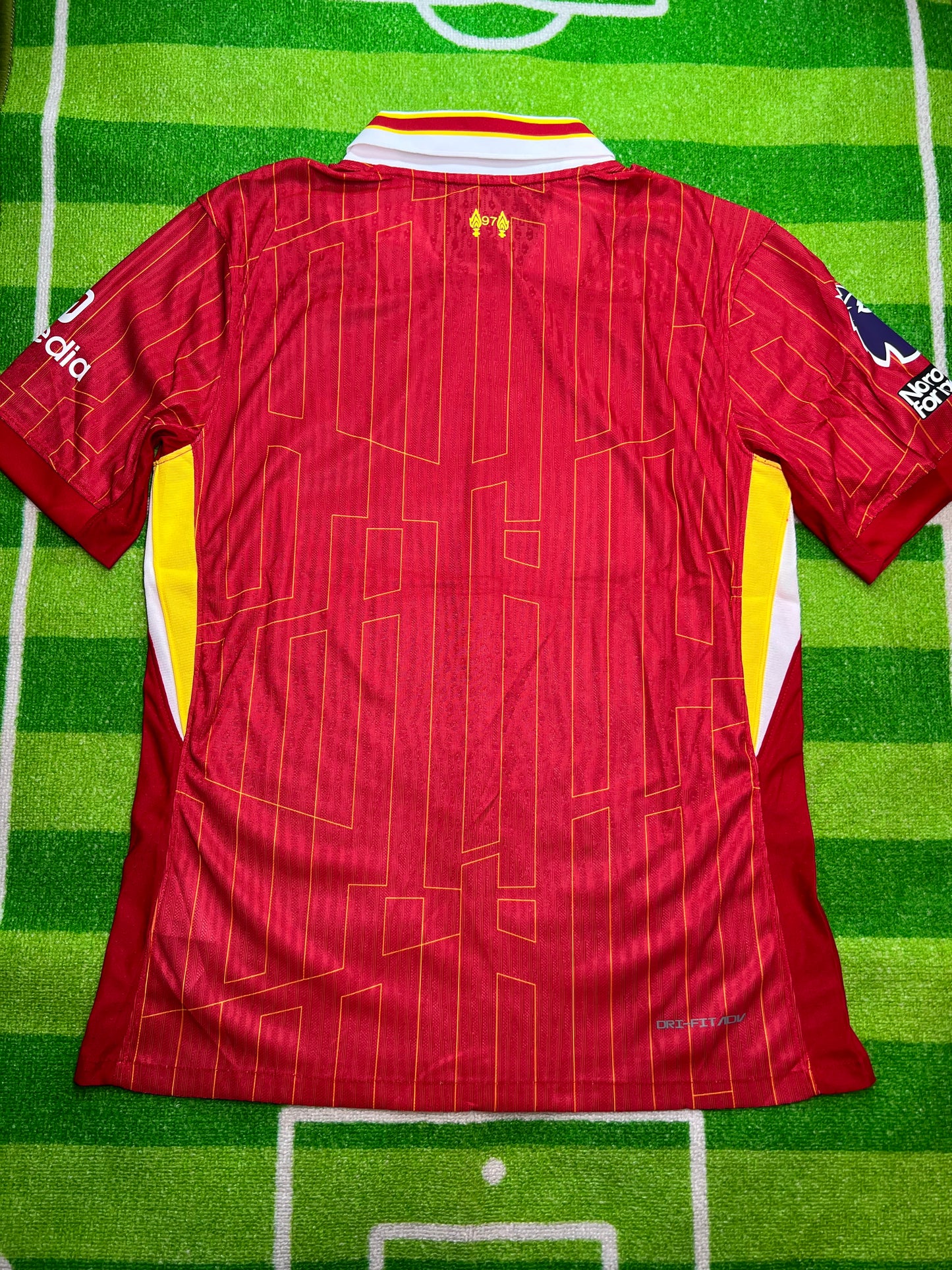 Liverpool FC 24/25 Player Version Kit