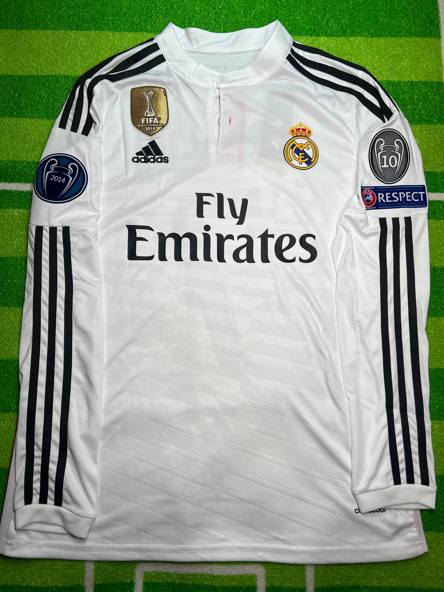 Real Madrid 14/15 Retro Ronaldo Kit Champions League