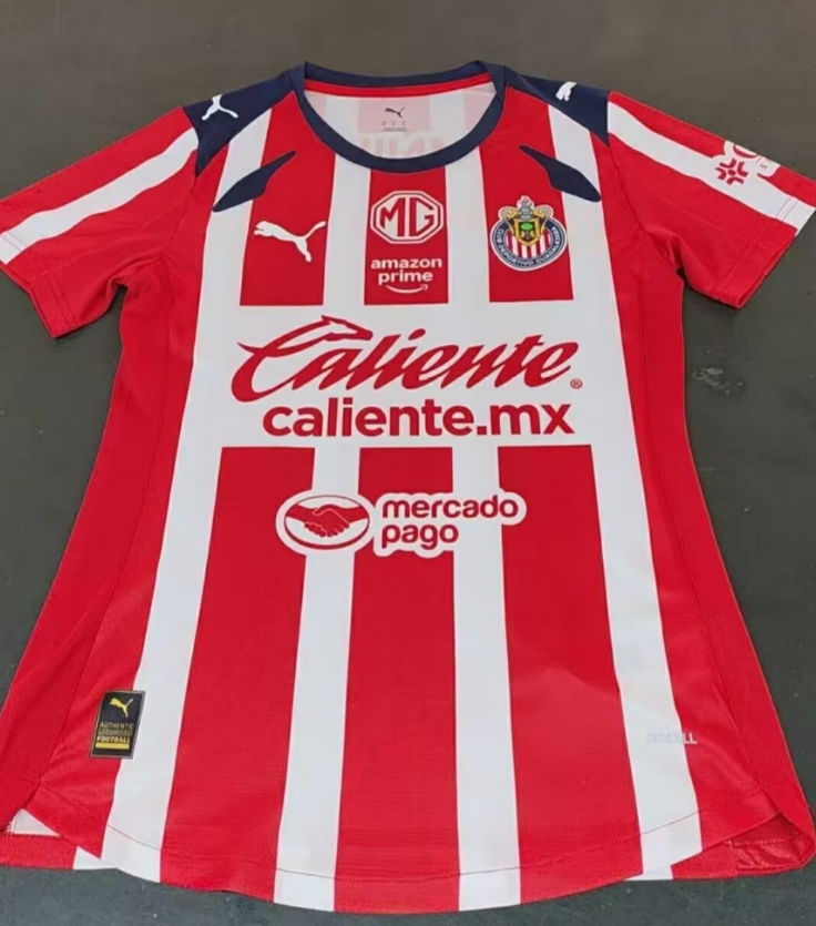 Chivas 25/26 Home Stadium Kit Women