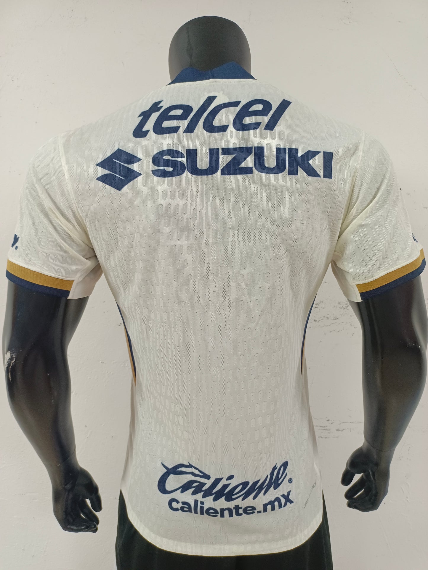 Pumas UNAM 25/26 Home Pro Kit