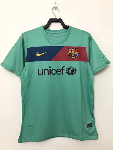 Barcelona 10/11 Away Retro Kit