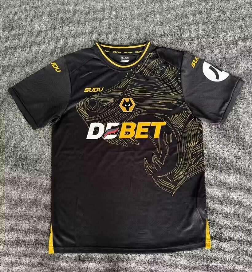 Wolves 24/25 Away Stadium Kit