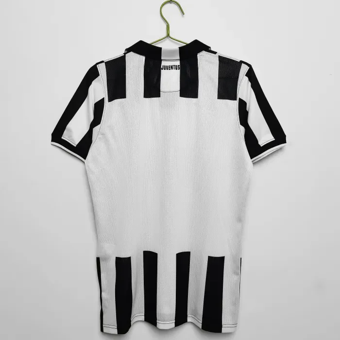 Juventus 2014/15 Home Retro Kit