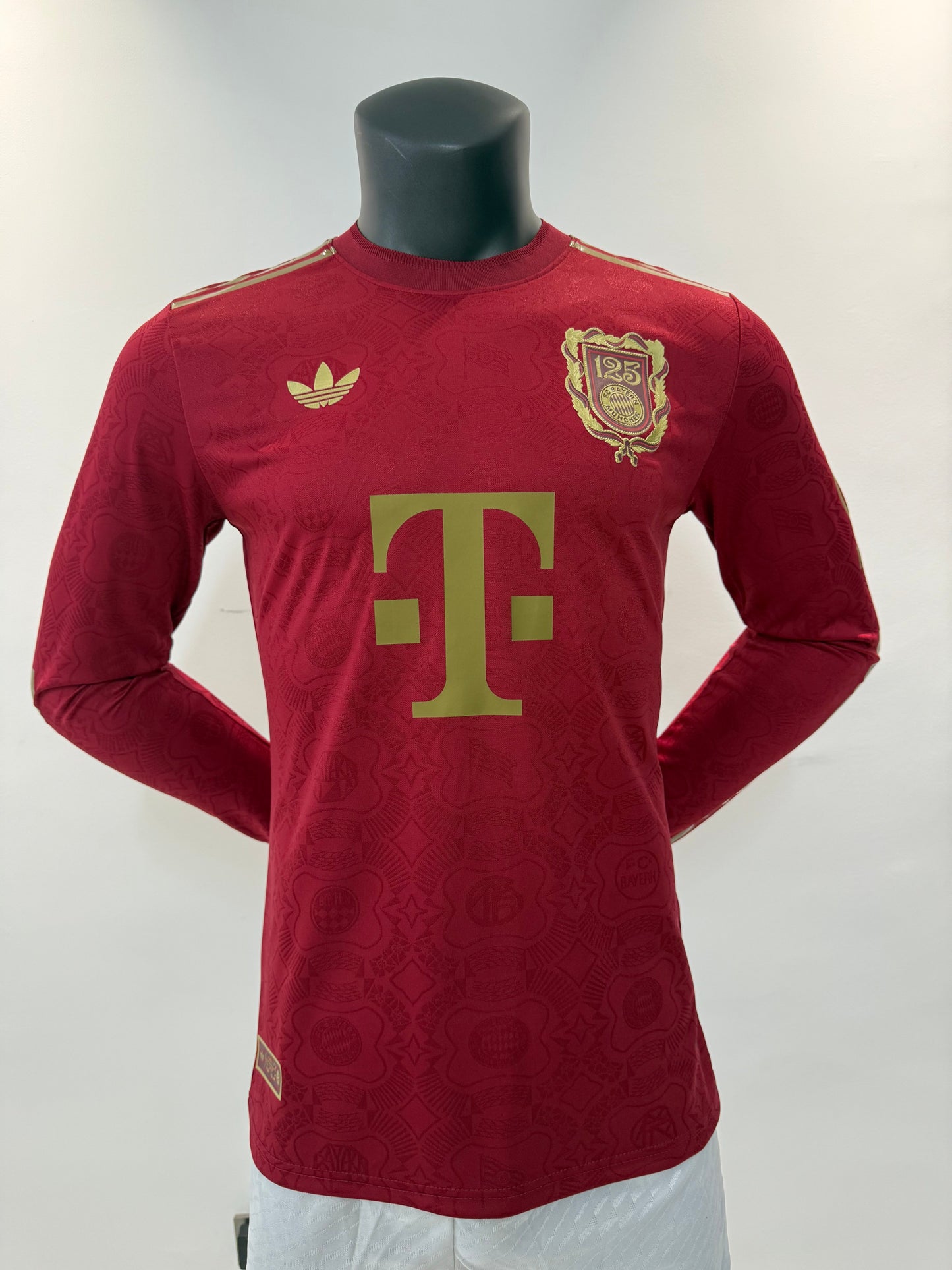 Bayern Munich 25/26 125th Anniversary Pro Version Kit