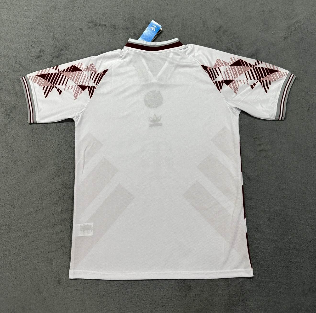 Bayern Munich 25/26 Retro Stadium Kit