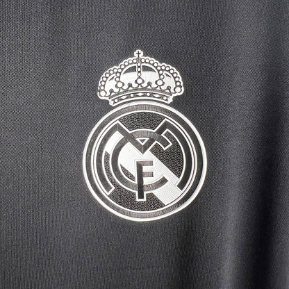 Real Madrid 16/17 Retro Kit