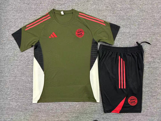 Bayern Munich 25/26 Kids Training Kit