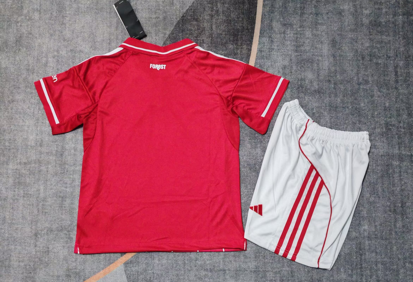 Nottingham Forest 25/26 Kids Full Kit