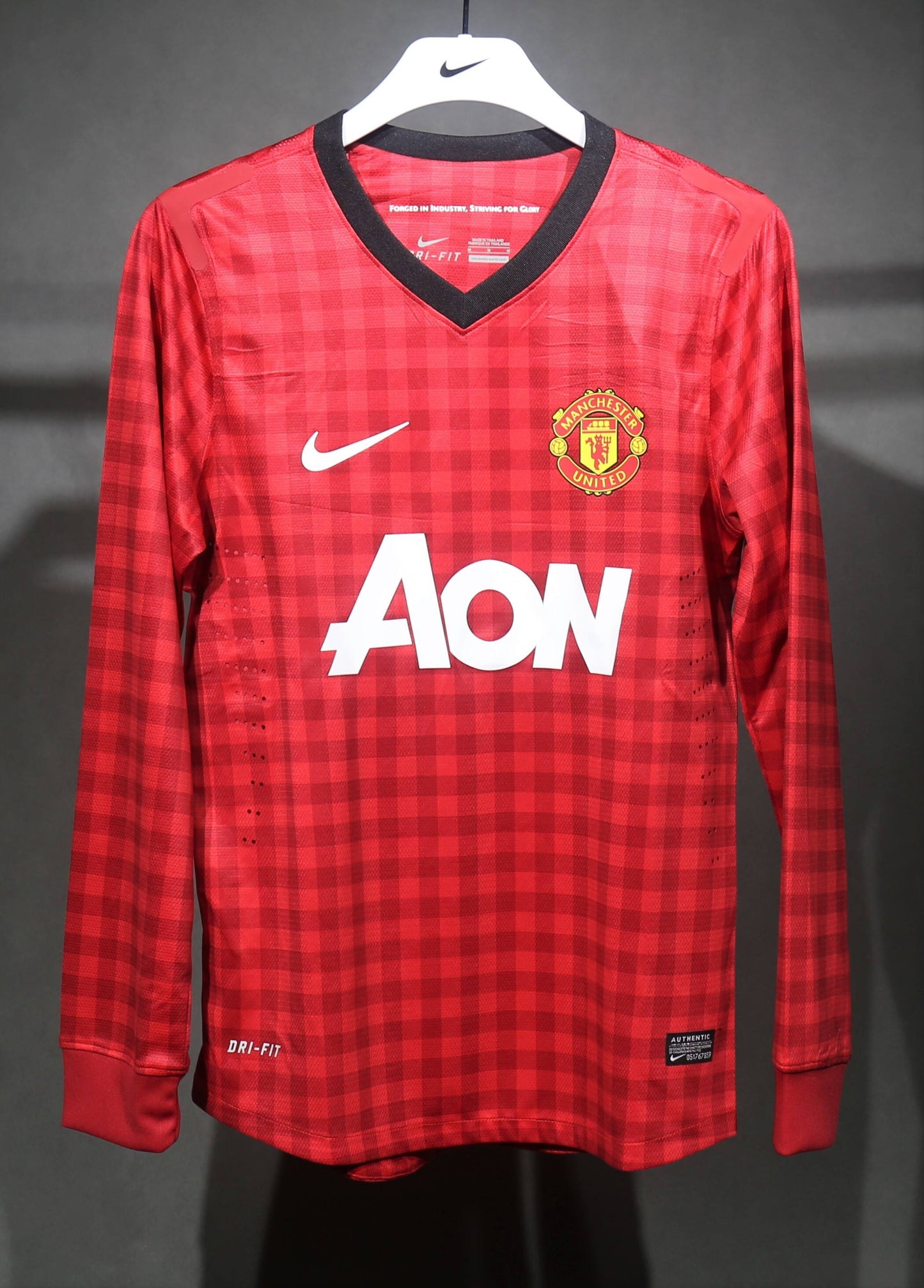 Manchester United 12/13 Home Retro Kit