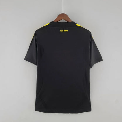 Real Madrid 11/12 Goalkeeper Retro Kit