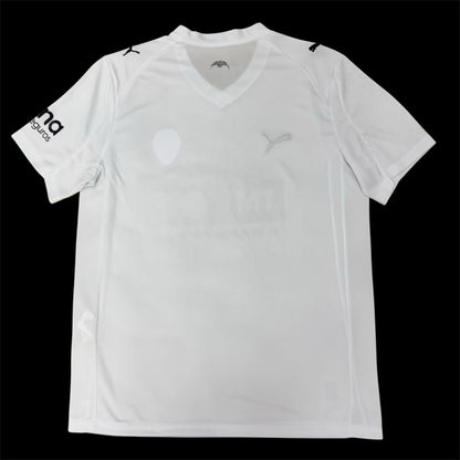 Valenica CF 25/26 Home Stadium Kit
