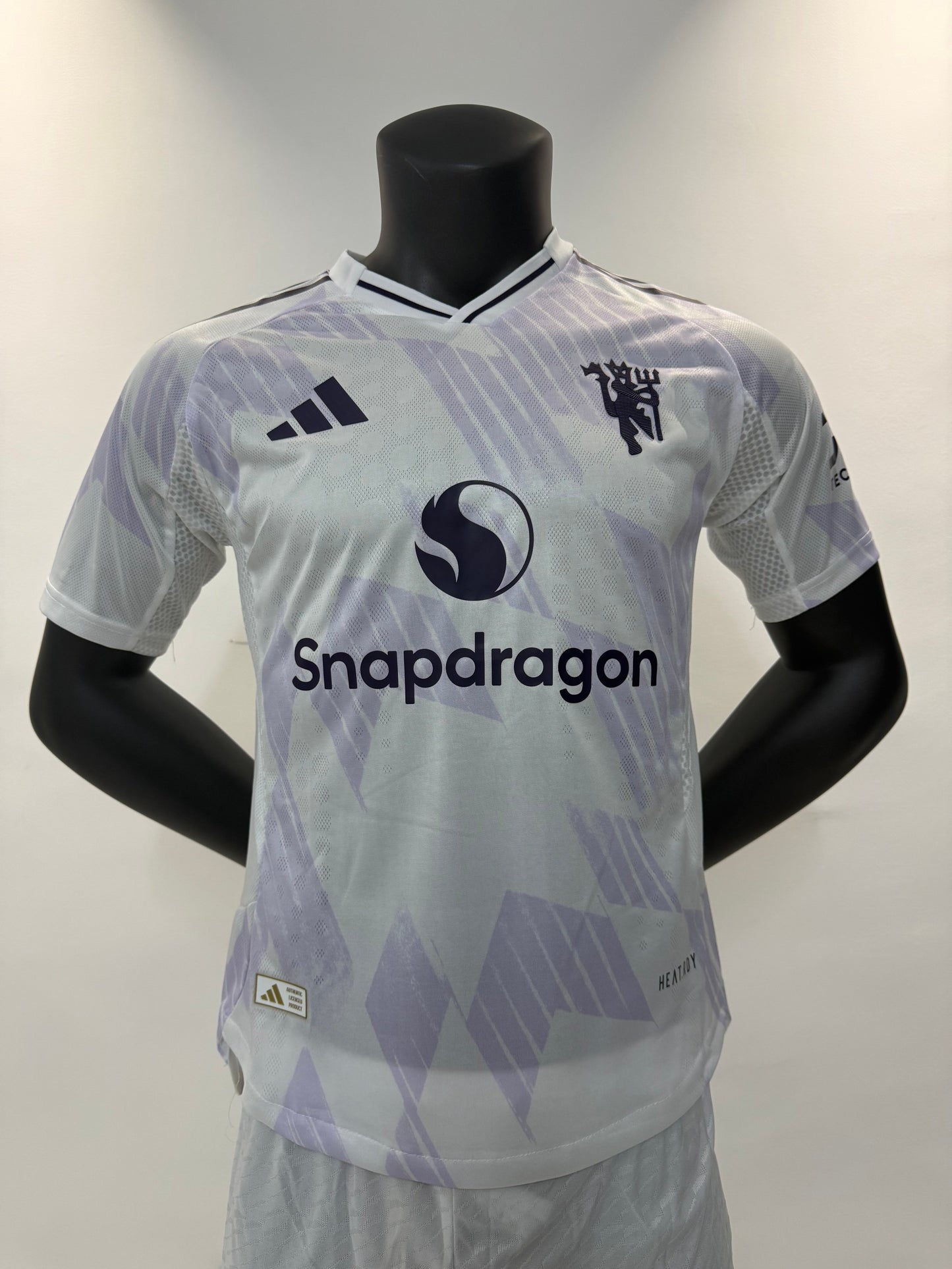 Manchester United 25/26 Away Player Version Kit