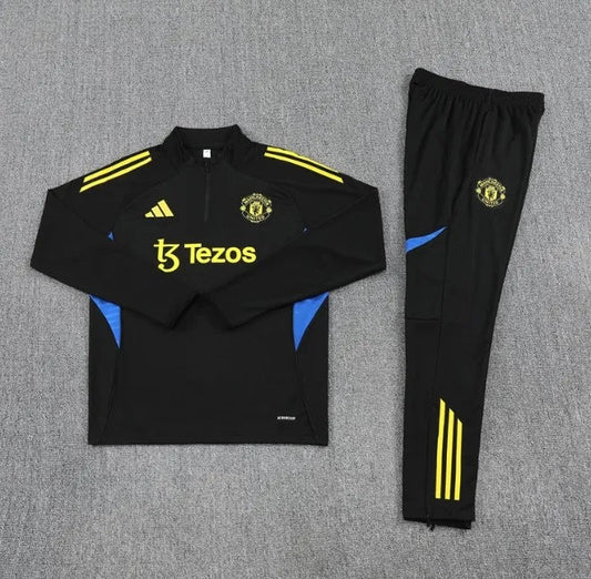 Manchester United 25/26 Black Tracksuit