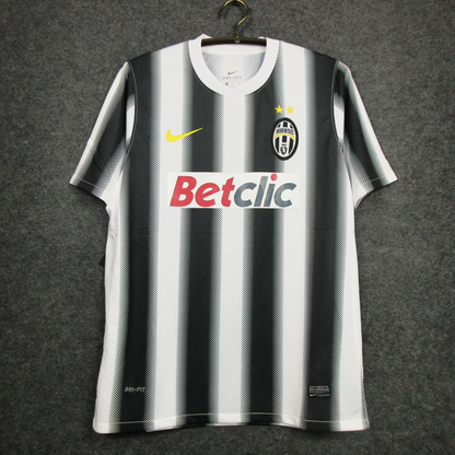 Juventus 2010/11 Home Retro Kit