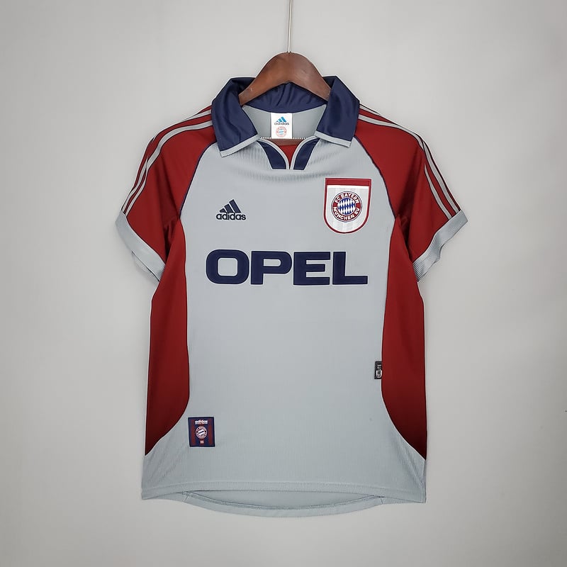 Bayern Munich 98/99 Away Retro Kit