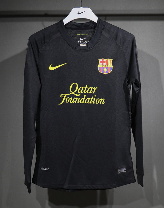 Barcelona 11/12 Away Retro Kit