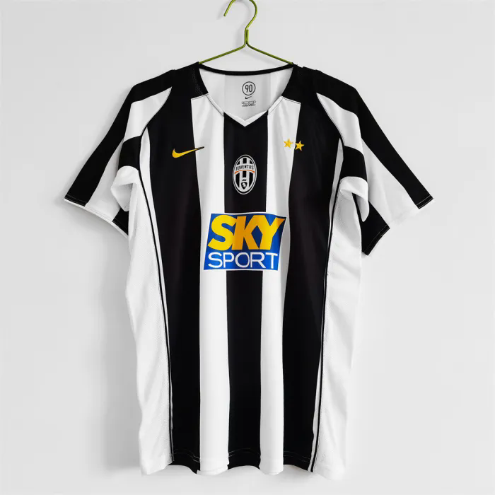 Juventus 2004/05 Home Retro Kit