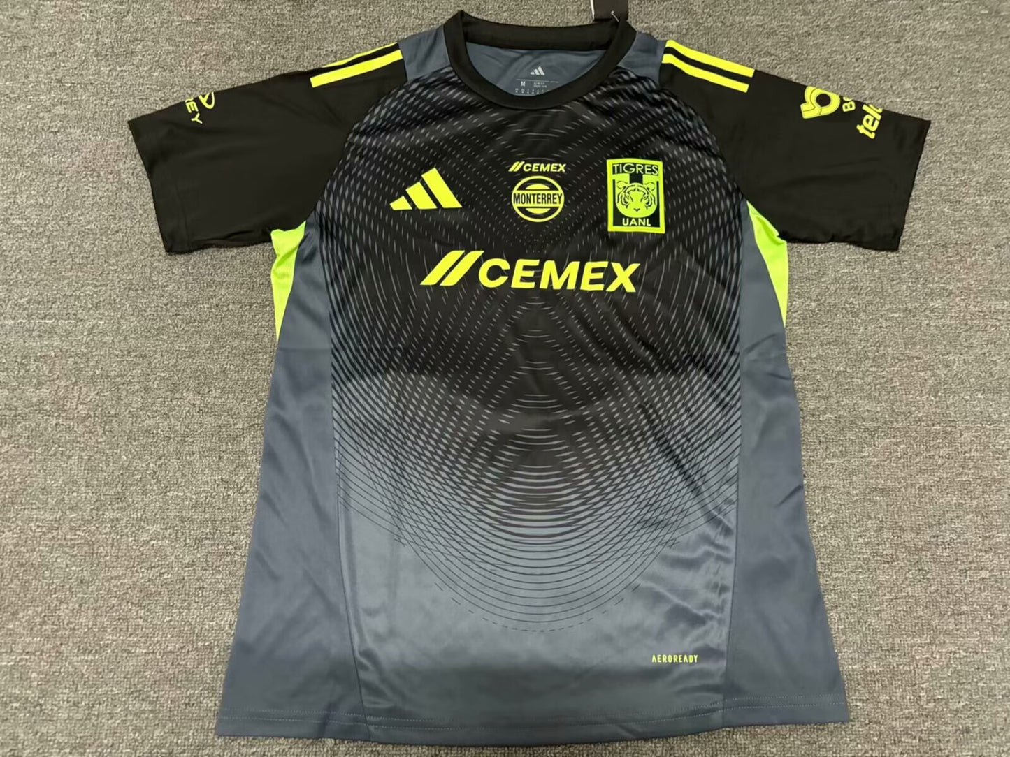 Tigres 25/26 Goalkeeper Stadium Kit