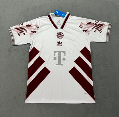 Bayern Munich 25/26 Retro Stadium Kit