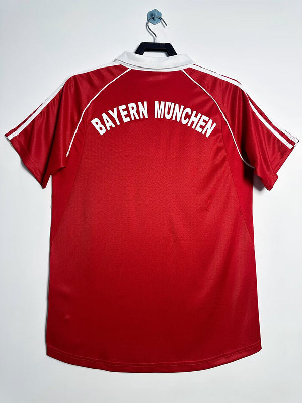 Bayern Munich 05/06 Home Retro Kit