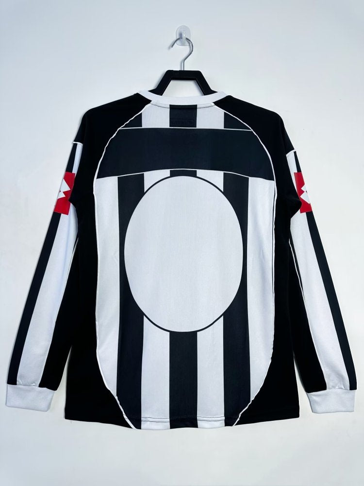 Juventus 2002/03 Home Retro Kit Long Sleeve