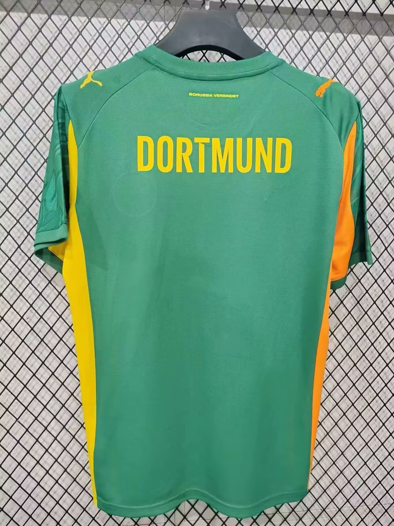 Dortmund 25/26 Goalkeeper Stadium Kit