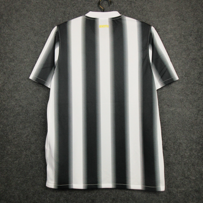 Juventus 2010/11 Home Retro Kit