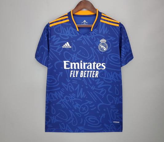 Real Madrid 21/22 Away Retro Kit