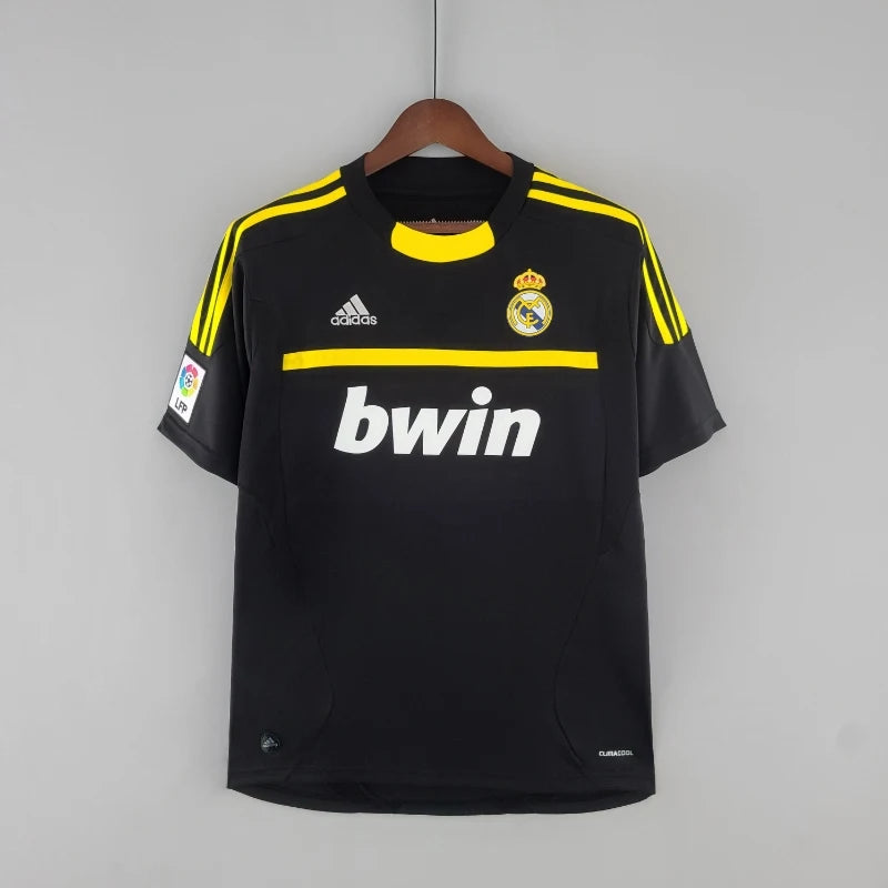 Real Madrid 11/12 Goalkeeper Retro Kit