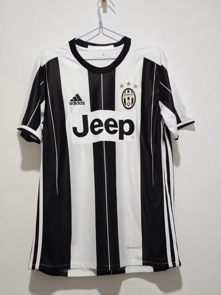 Juventus 15/16 Home Retro Kit