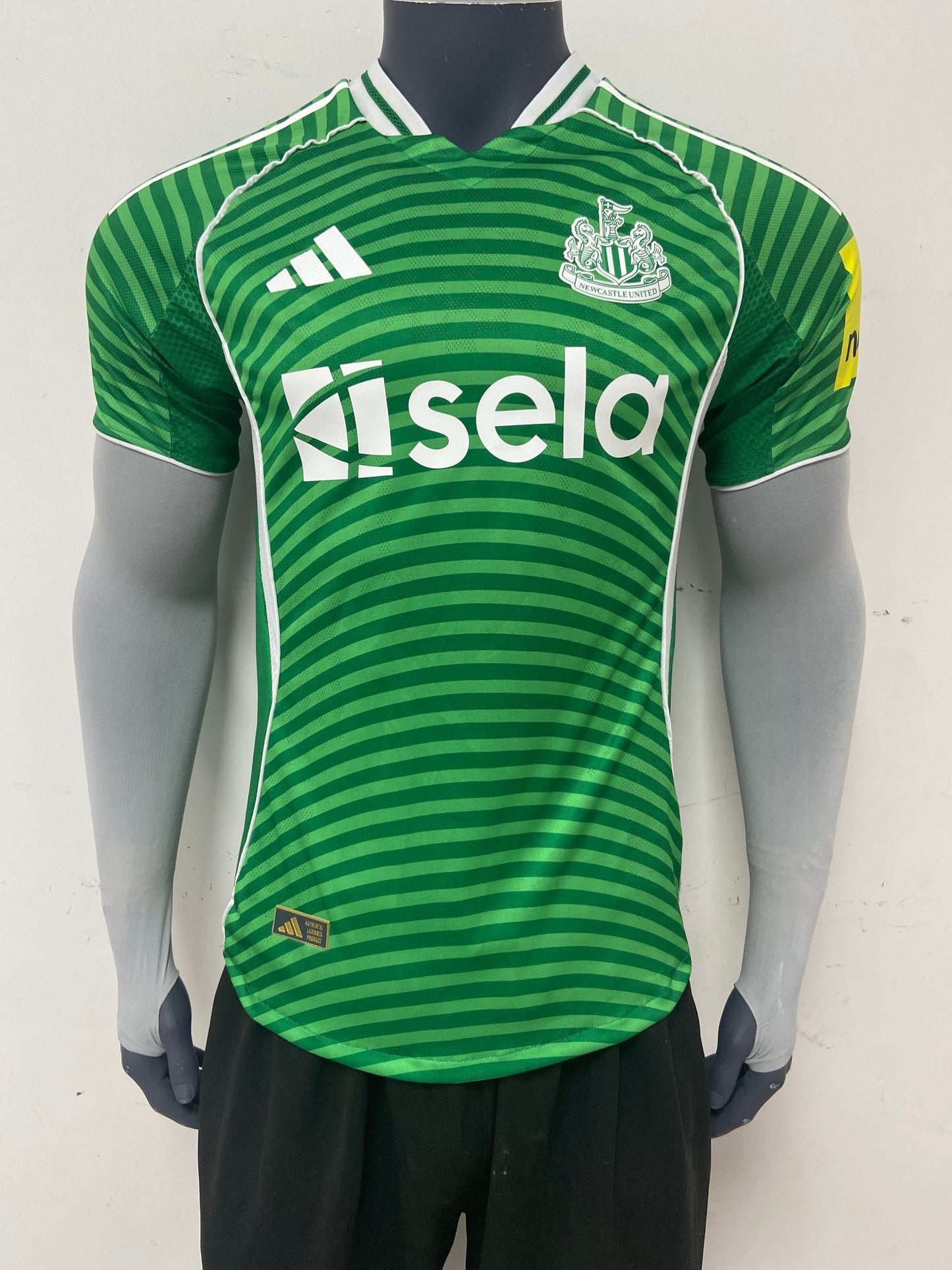 Newcastle United 25/26 Away Pro Version Kit