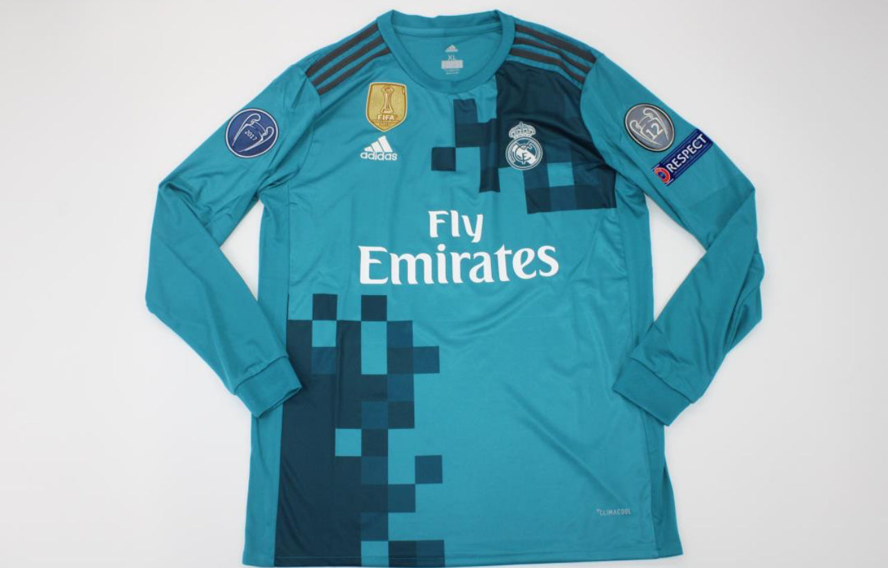 Real Madrid 17/18 Retro Kit