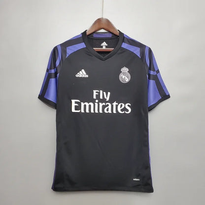 Real Madrid 2016/17 Away Retro Kit