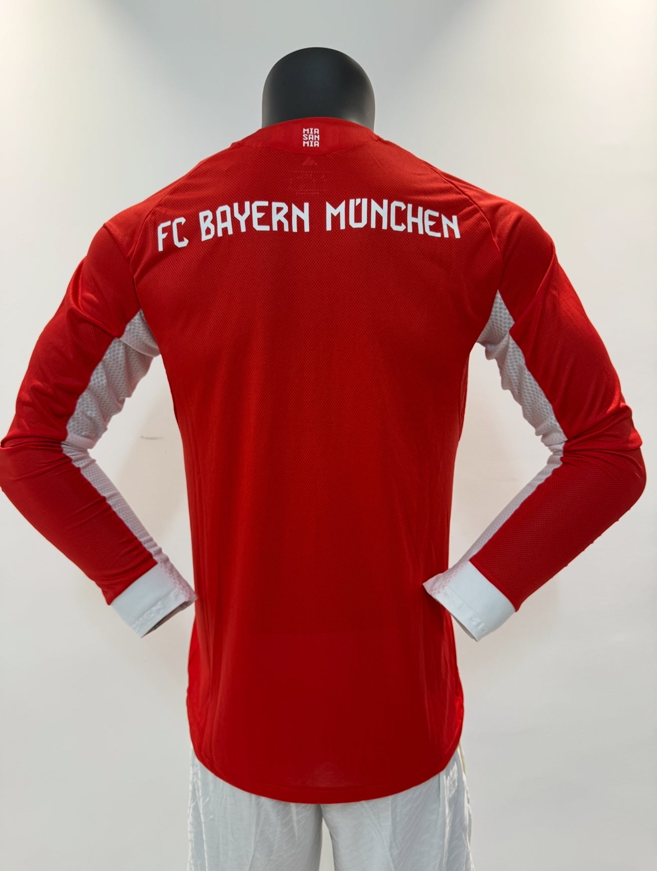 Bayern Munich 25/26 Home Pro Version Kit