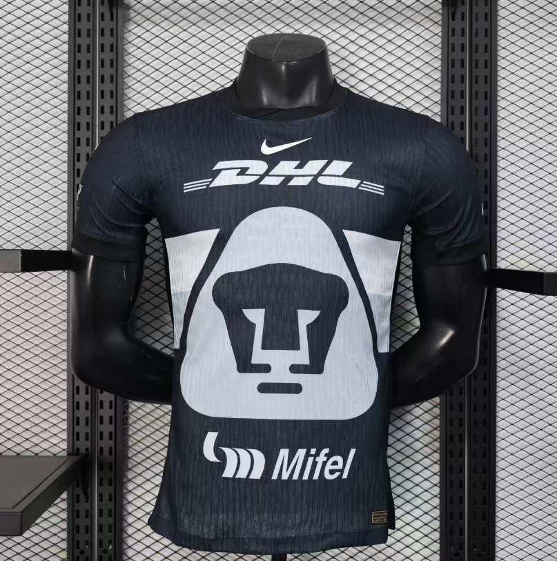 Pumas UNAM 25/26 Pro Goalkeeper Kit
