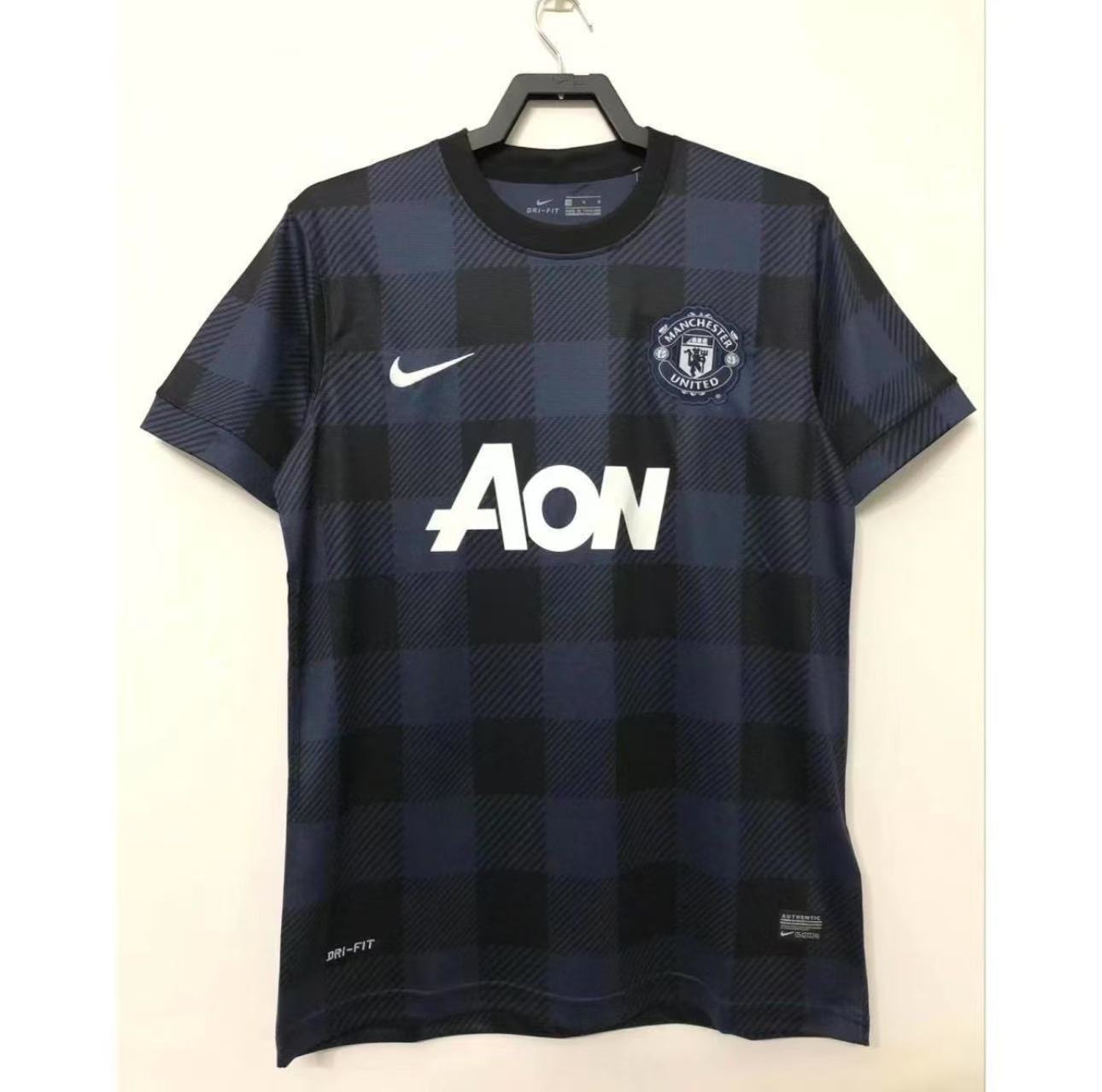 Manchester United 13/14 Away Retro Kit