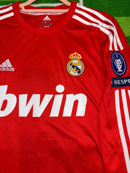 Real Madrid 2011 Away Retro Kit Özil #10