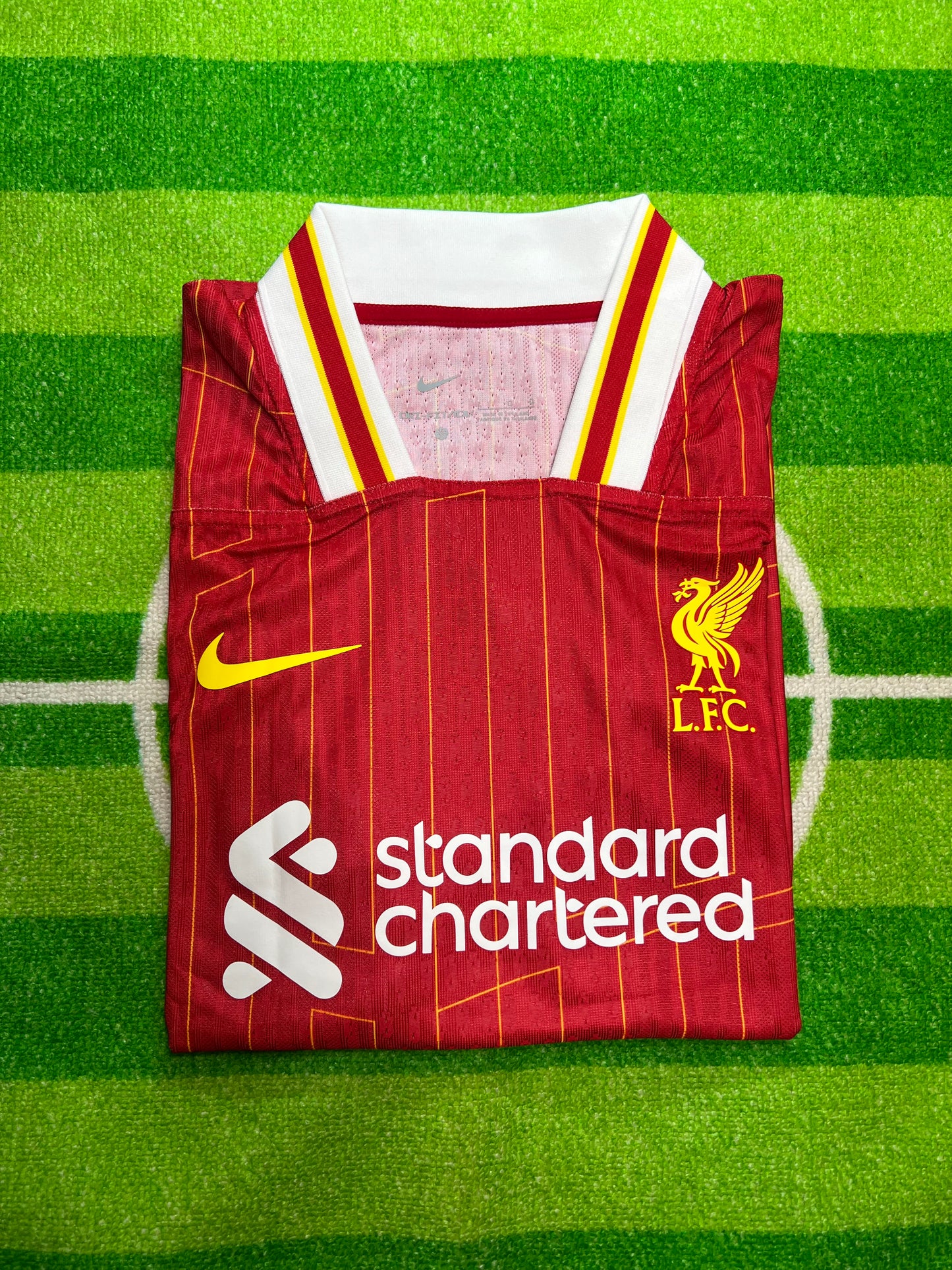 Liverpool FC 24/25 Player Version Kit
